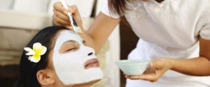 imagine COSMETICIAN