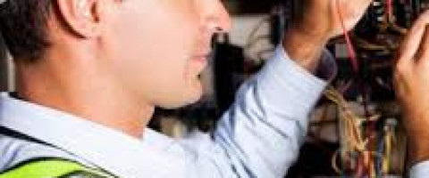 Imagine prezentare Curs: ELECTRICIAN APARATE ȘI ECHIPAMENTE ELECTRICE ȘI ENERGETICE