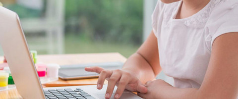 Imagine prezentare Kinderzentrum Școala de Vara ONLINE pentru copii 5-14 ani