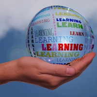 Logo RESUM CONSULTING