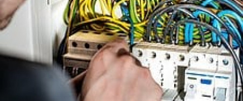Imagine prezentare ELECTRICIAN ÎN CONSTRUCȚII