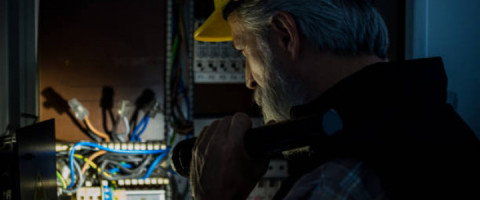 Imagine prezentare ELECTRICIAN ÎN CONSTRUCȚII