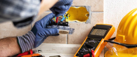 Imagine prezentare ELECTRICIAN ÎN CONSTRUCTII