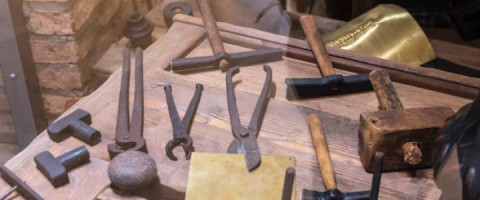 Imagine prezentare LACATUS MECANIC DE INTRETINERE SI REPARATII UNIVERSALE