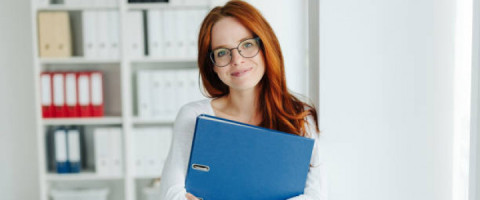 Imagine prezentare TEHNICIAN IN ADMINISTRATIE