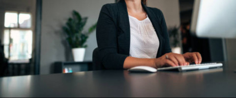 Imagine prezentare TEHNICIAN IN ADMINISTRATIE