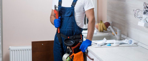 Imagine prezentare INSTALATOR APA-CANAL