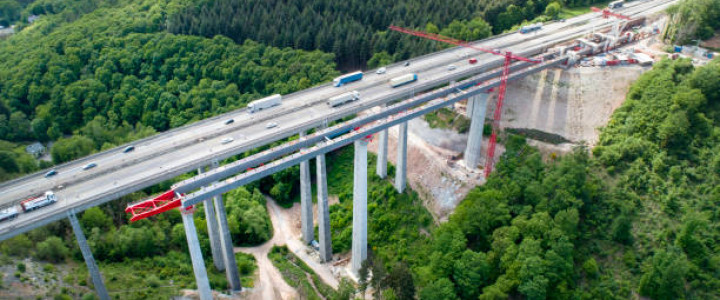 imagine CONSTRUCTOR DRUMURI SI PODURI