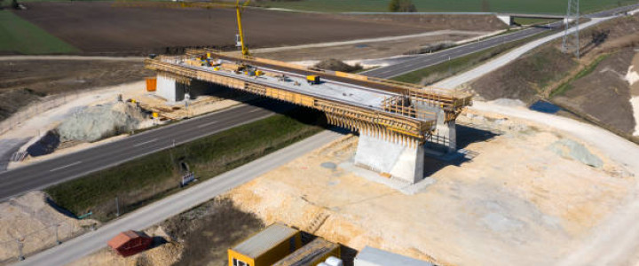 imagine CONSTRUCTOR DRUMURI SI PODURI