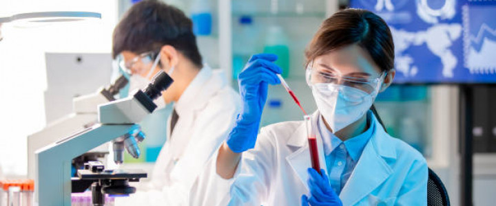 imagine TEHNICIAN CHIMIST DE LABORATOR