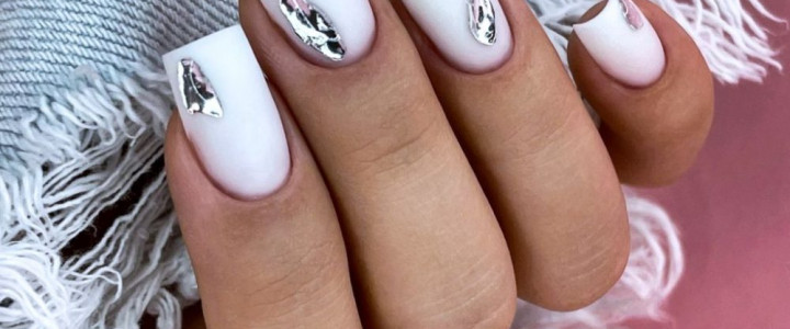 imagine STILIST-PROTEZIST UNGHII