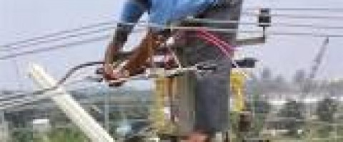 Imagine prezentare Electrician retele electrice si energetice