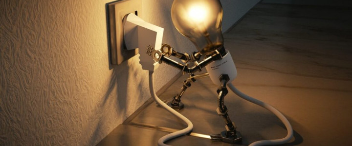 imagine Electrician in constructii